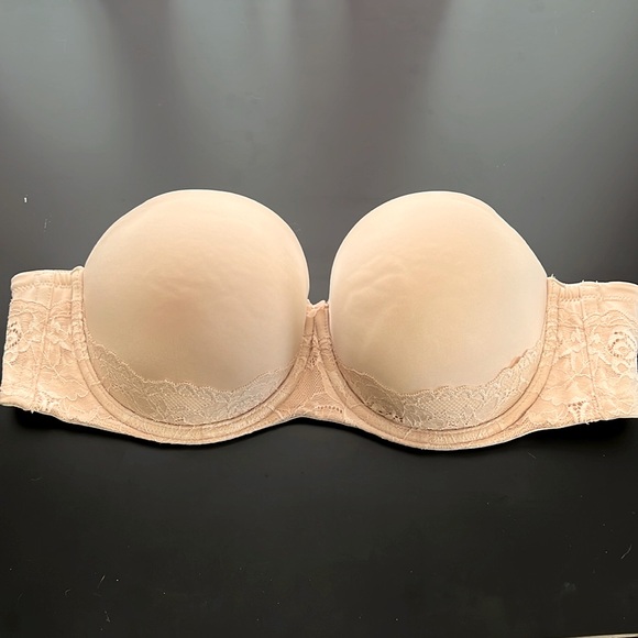 Torrid nude lace strapless bra 38D - Picture 1 of 3